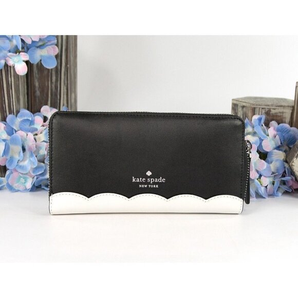 Kate Spade Black Leather Frosty Penguin Large Zip Around Lacey Wallet NWT - Picture 4 of 8
